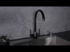 استمتع بالمزيج المثالي بين الأناقة والوظائف مع صنبور خلاط المطبخ الخاص بنا T81073A